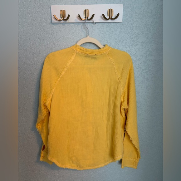Vici Casual Button Down in Sunny Yellow - Picture 6 of 6